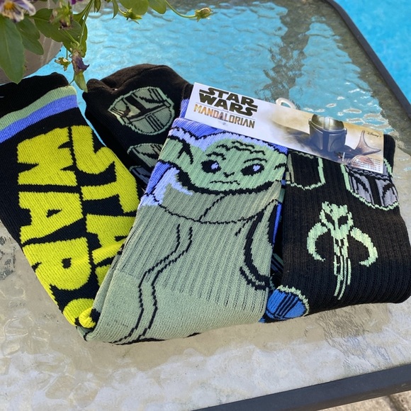 Star Wars The Mandalorian Socks - Picture 4 of 6